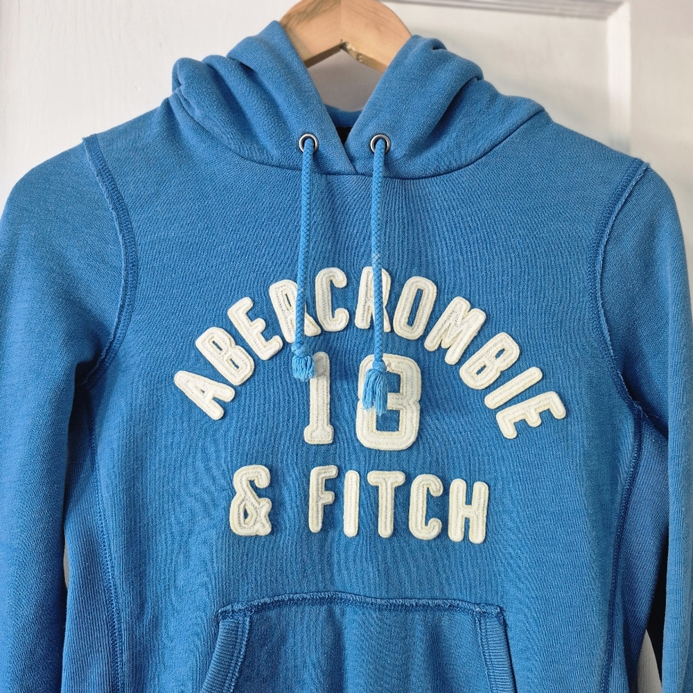 Abercrombie & Fitch Vintage Y2K Preppy Pullover Hoodie Graphic Logo Blue Sz M - Picture 2 of 12